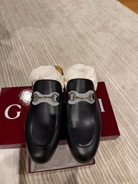 Gucci Black Leather Women’s Horsebit Loafers